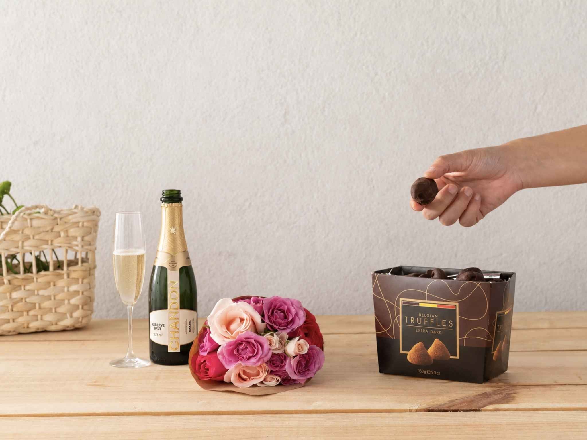 União Eterna, Trufas e Chandon União Eterna, Trufas e Chandon Para Entrega