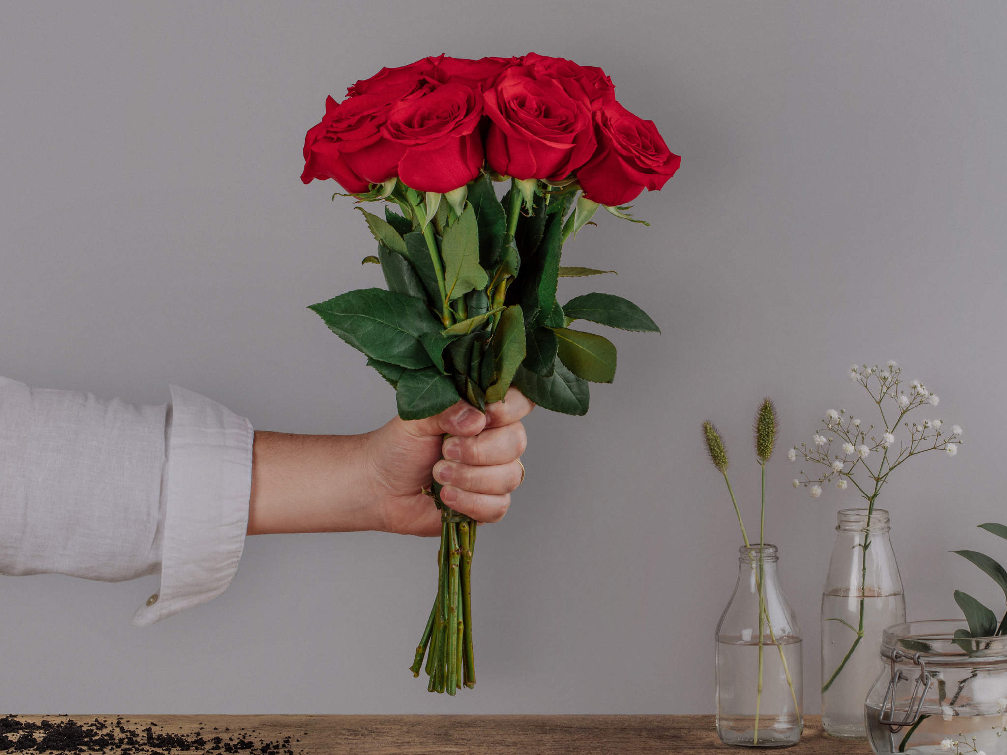 Buquê de 10 Rosas Colombianas Vermelhas Para Entrega