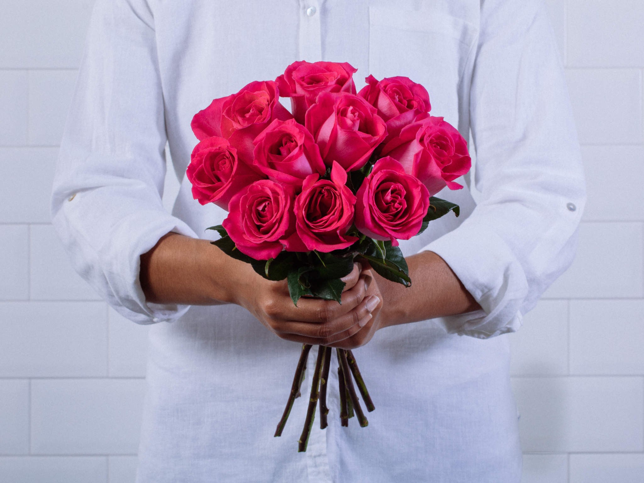 Buquê de 10 Rosas Colombianas Pink Para Entrega