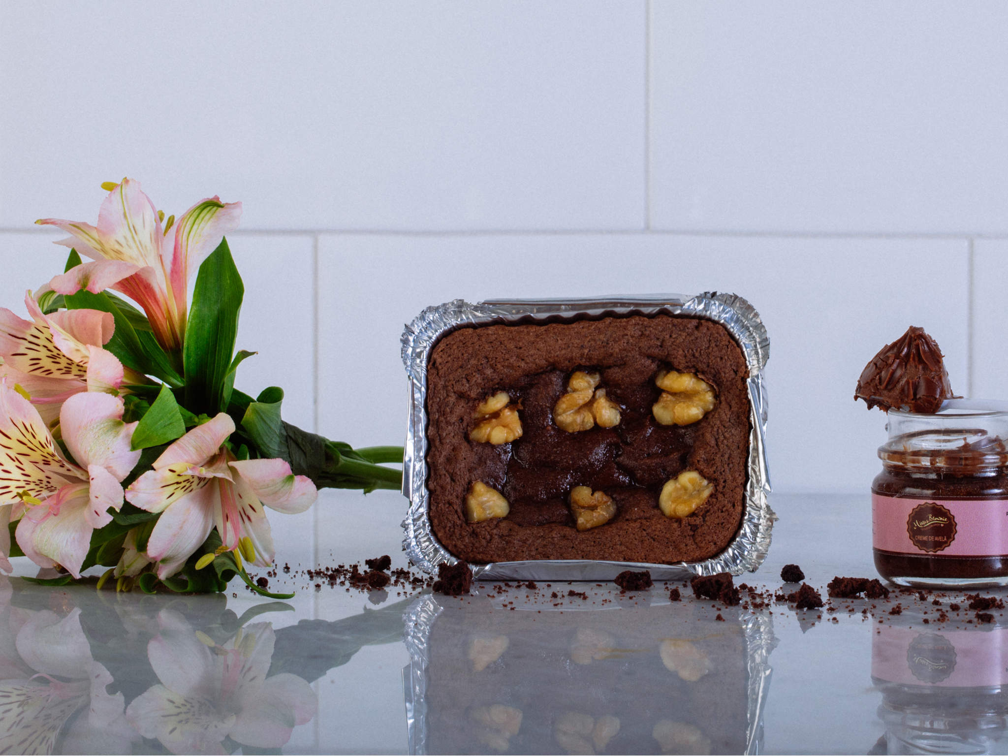 Sweet’n’Pink Buquê de Alstroemérias com Brownie de Colher e Marmitinha de Brownie
