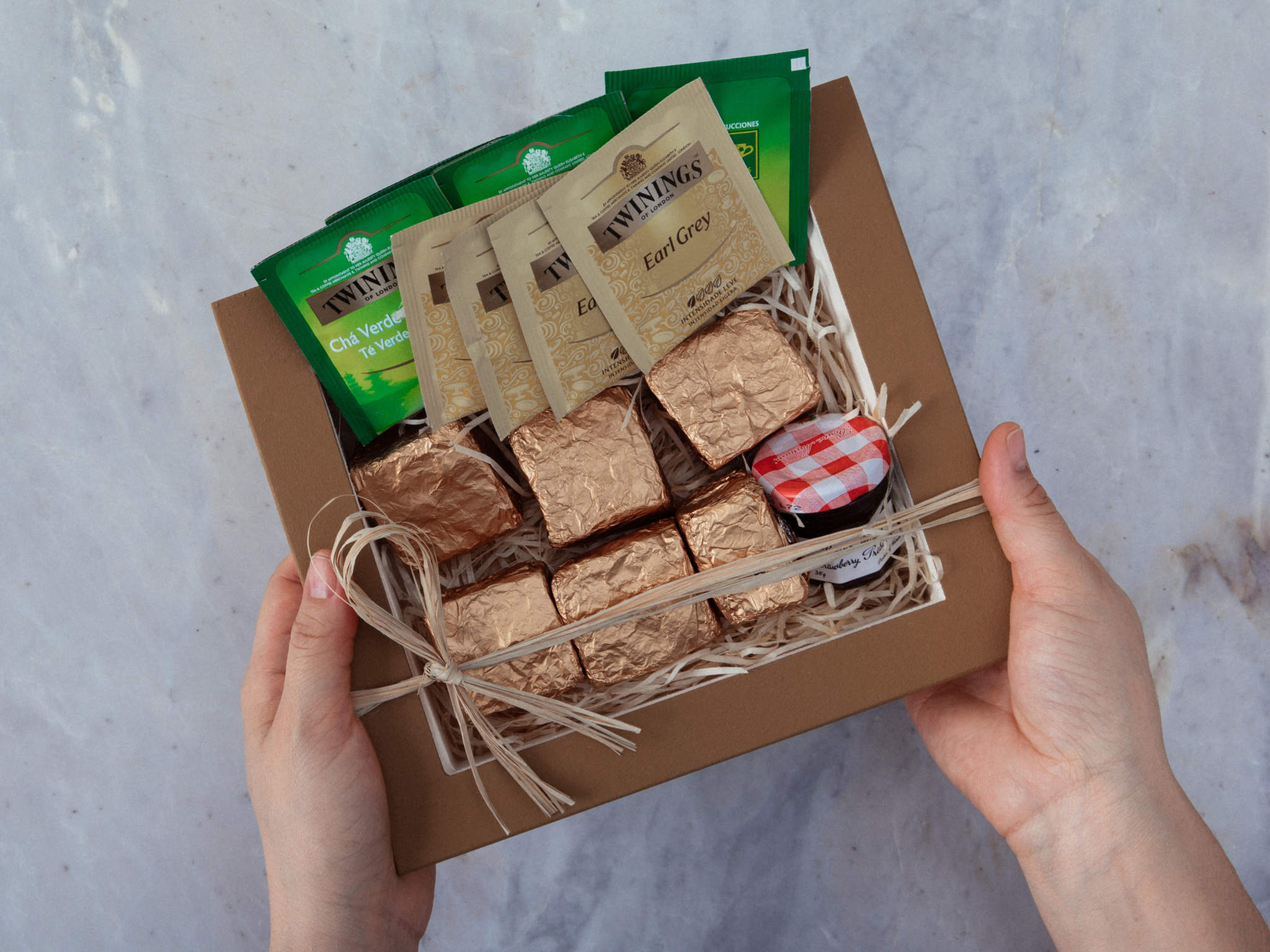 Ela gosta de Chá Caixa de Presente com Brownies, Geleia Orgânica e Chá Para Entrega