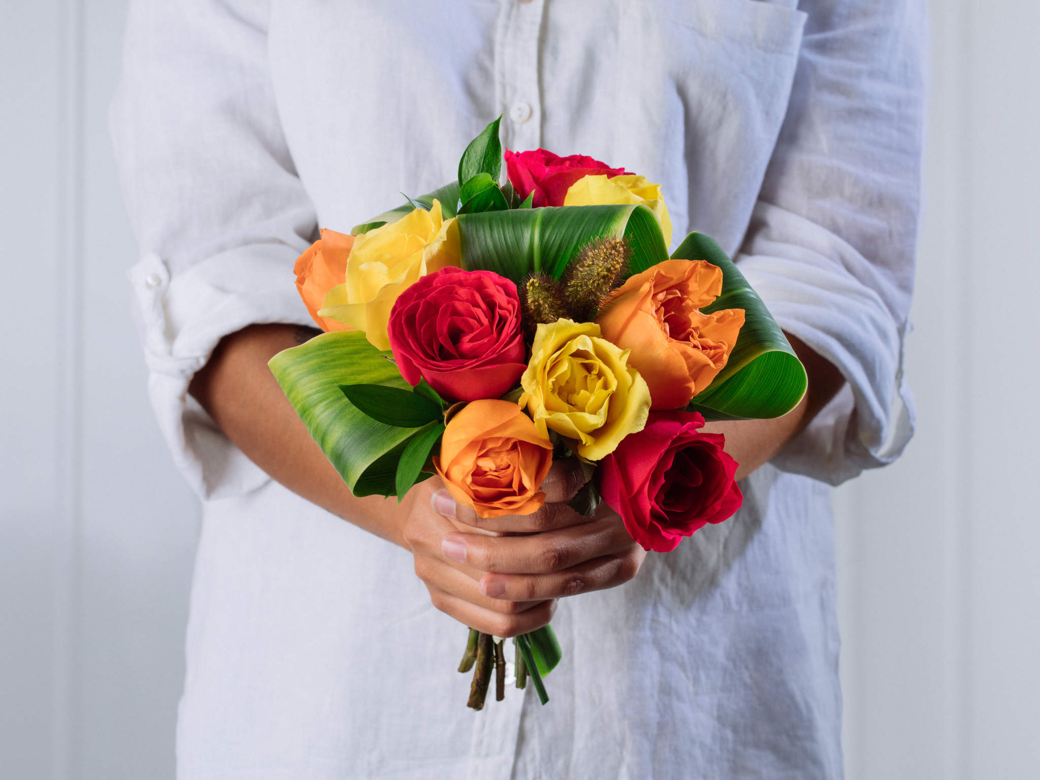 Buquê de Rosas Amarelas, Laranjas e Rosas