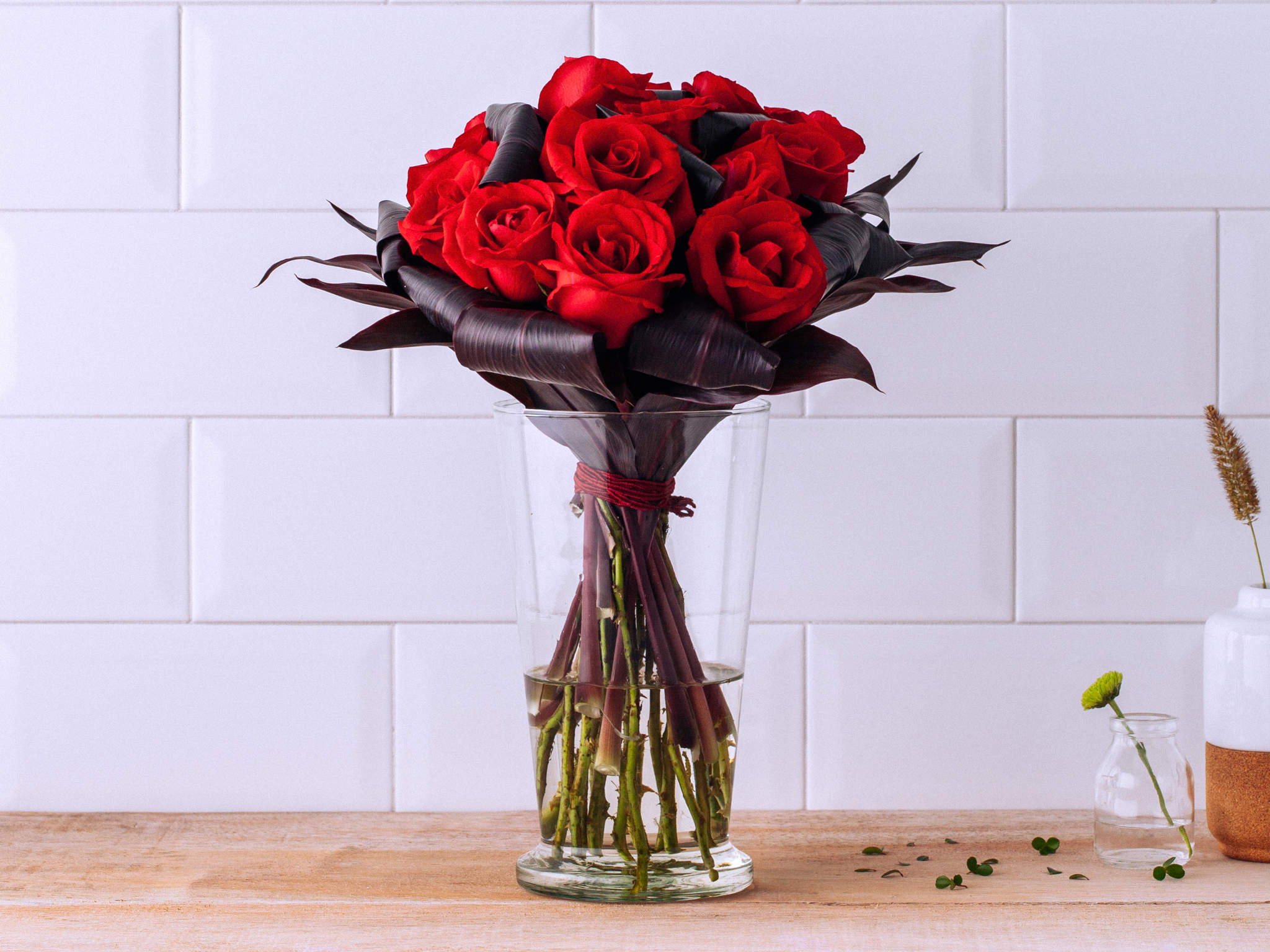 Arranjo de 15 Rosas Vermelhas em Vaso Para Entrega