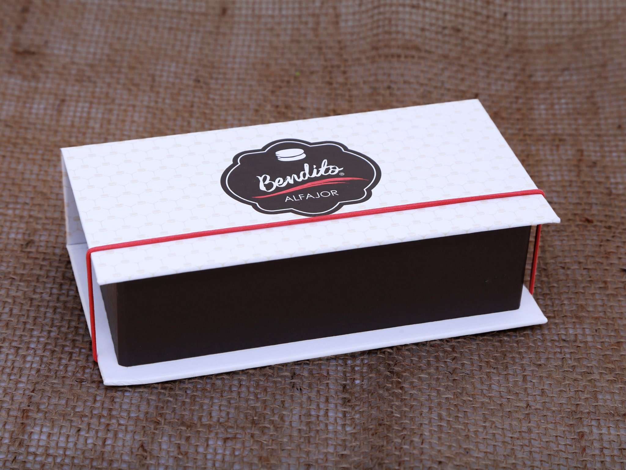Caixa Bendito Com Dois Alfajores Caixa Bendito Com Dois Alfajores