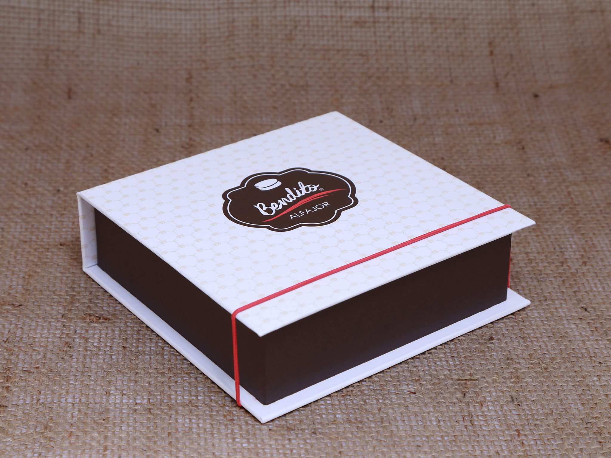 Caixa Bendito Com Quatro Alfajores Caixa Bendito Com Quatro Alfajores